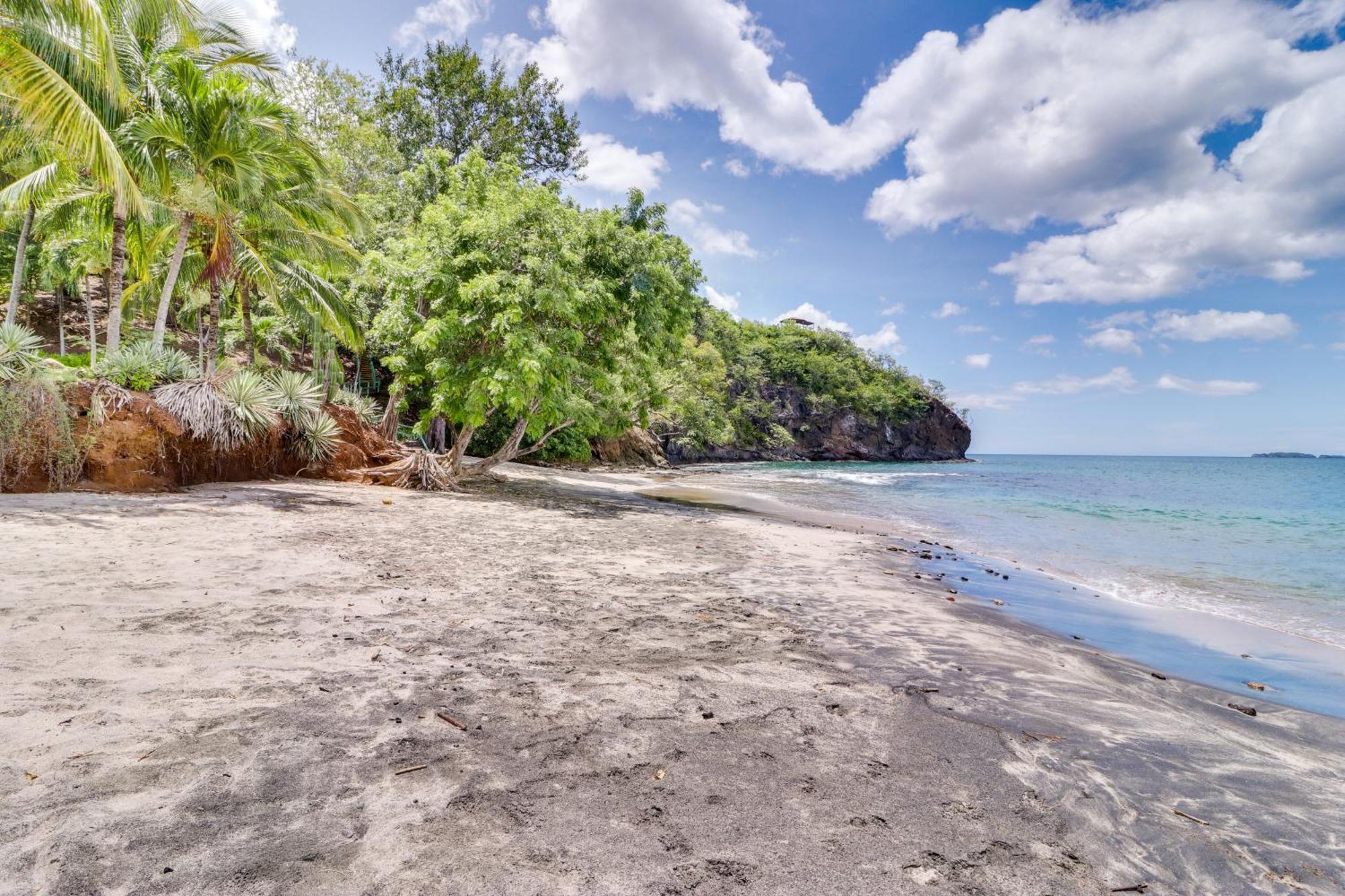 Flamingo Marina Resort Pacific North Coast Rum bild